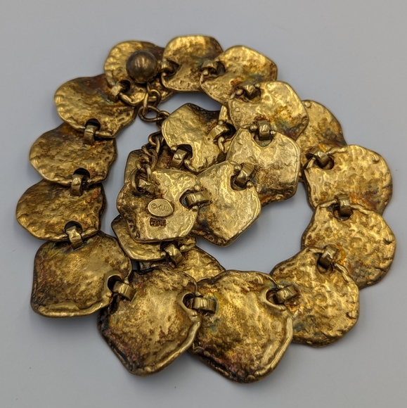 KENNETH JAY LANE (Signed) Matte Gold Gingko Leaf Choker Necklace, 18 inches - Picture 9 of 11